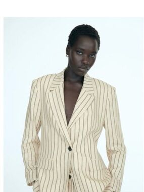 Zara Cream Blazer and Navy Pinstripe Pants size XS